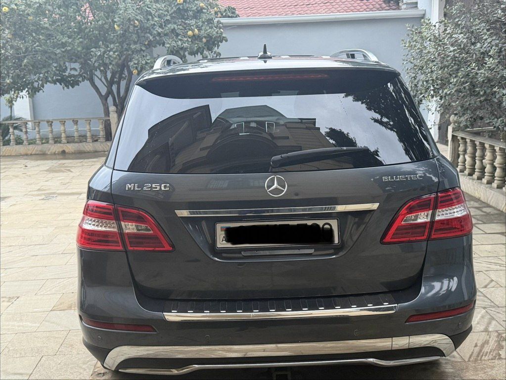 Mercedes ML 250 4MATIC, 2.1 L, 2014 il, 325 000 km — Avtomobillər, Bakı (4)
