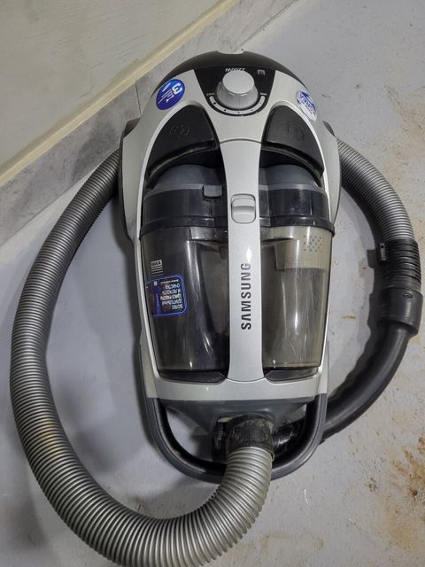 Tozsoran Samsung — 70 ₼ · Bakı · Ev texnikası Tozsoran Samsung — Bakı