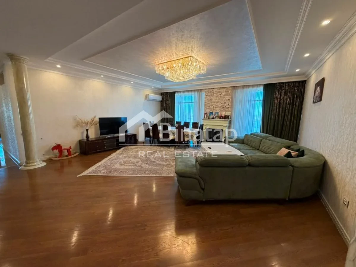 Satılır 5 otaqlı yeni tikili 250 m², 8 Noyabr metrosu, Yasamal rayonu — Mənzil, Bakı (3)