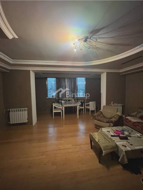 Satılır 1 otaqlı köhnə tikili 52 m², Nizami metrosu, Yasamal rayonu — Rza — Apartment
