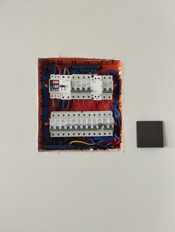 Elektrik xidməti — Təmir və inşaat, Bakı (2)