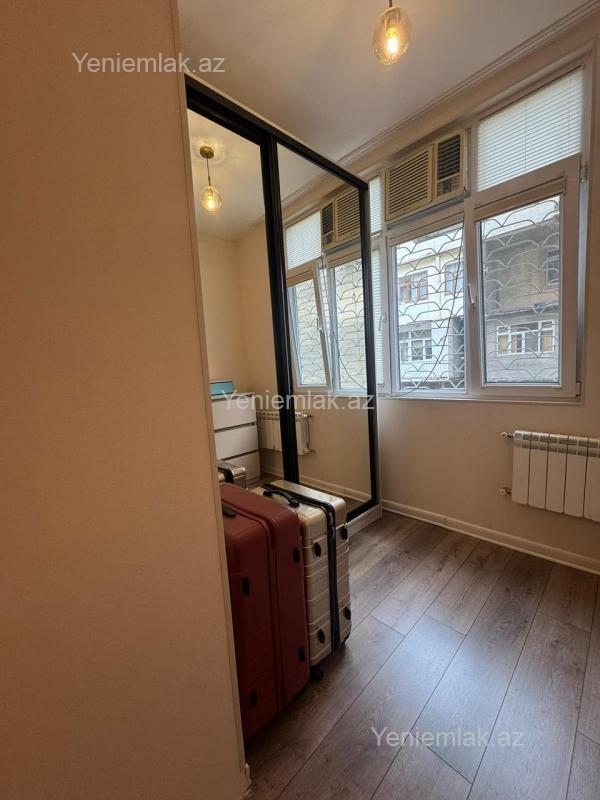 Satılır 2 otaqlı Bina evi menzil (Köhnə tikili), 60 m², Yasamal rayonu — Mənzil, Bakı (11)