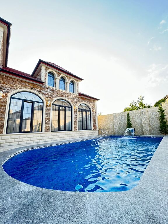 Satılır 5 otaqlı həyət evi/bağ evi 300 m² — Ev, villa, Bakı (2)