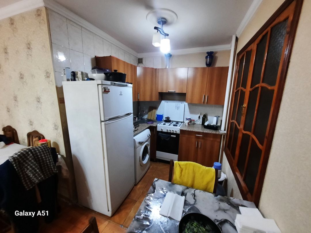 Satılır 2 otaqlı köhnə tikili 50 m² — Mənzil, Bakı (2)