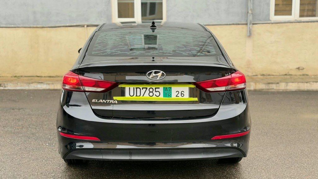 Hyundai Elantra, 2.0 L, 2018 il, 175 000 km — Avtomobillər, Bakı (8)