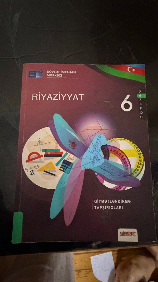 Dərsliklər — Məktəb və təhsil malları, Bakı (6)