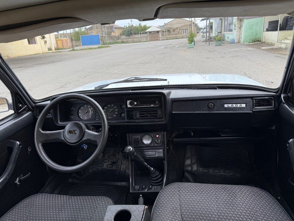 Lada (VAZ) 2107, 1.6 L, 2004 il, 70 000 km 10-NH-324 — Avtomobillər, Bakı (12)