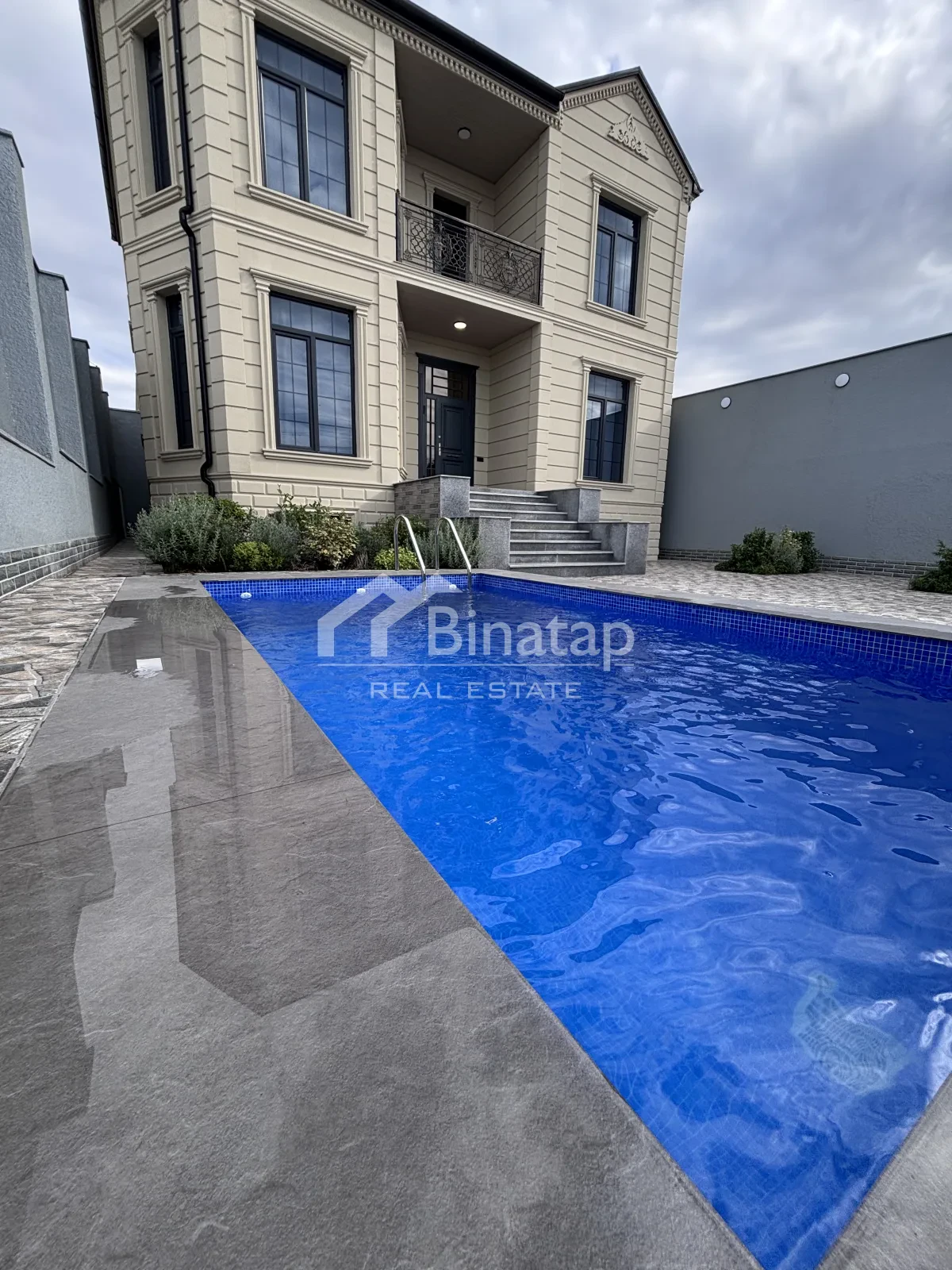 Satılır 4 otaqlı həyət evi / bağ evi 180 m², Novxanı qəsəbəsi, Abşeron rayonu — Ev, villa, Bakı (2)