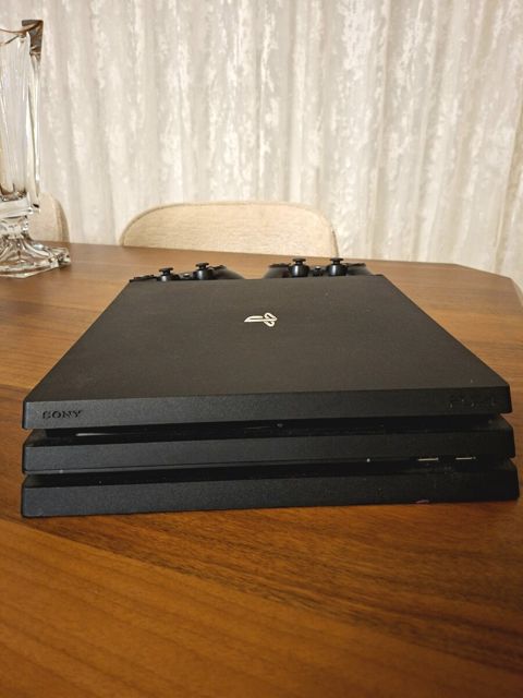 PlayStation 4 Pro 1TB (9.0 Proşivkalı) — Bakı