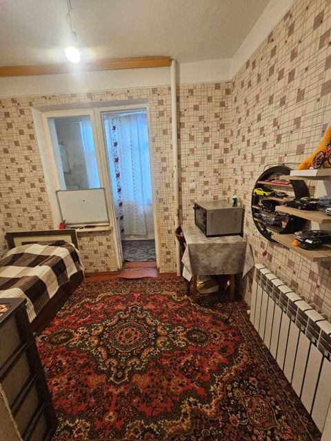 Satılır 2 otaqlı köhnə tikili 40 m² — Mənzil