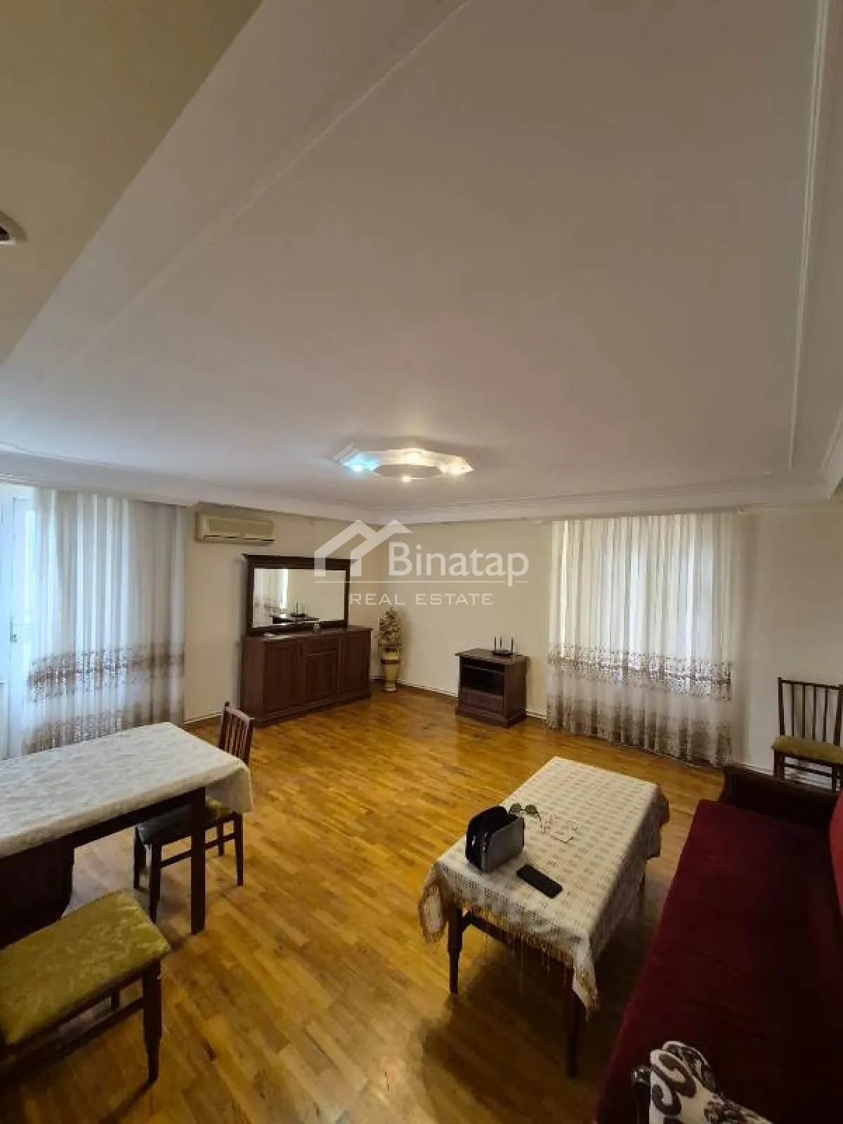 İcarəyə verilir 2 otaqlı köhnə tikili 60 m², Elmlər Akademiyası metrosu, Yasamal rayonu — 650 ₼ · Bakı · Mənzil İcarəyə verilir 2 otaqlı köhnə tikili 60 m², Elmlər Akademiyası metrosu, Yasamal rayonu — Bakı