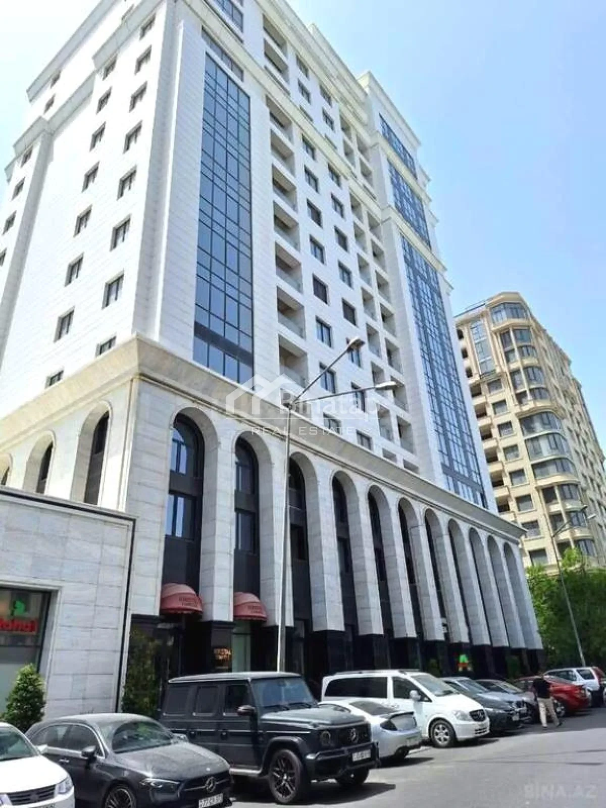 Satılır 5 otaqlı yeni tikili 205 m², İçərişəhər metrosu, Səbail rayonu — Bakı