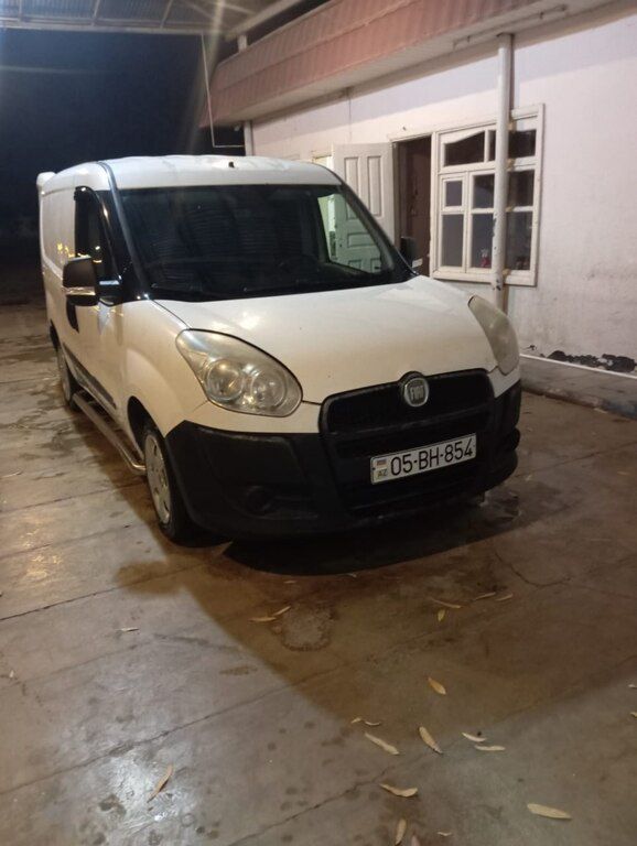 Fiat Doblo, 1.3 L, 2011 il, 294 750 km 05-BH-854 — Avtomobillər, Ucar