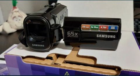 Videokamera Samsung — 220 ₼ · Bakı · Səs texnikası Videokamera Samsung — Bakı