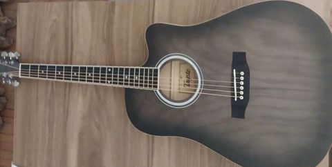 Akkustik gitara – dreadnought korpuslu, tünd boz-sunburst rəng keçidi — Bakı
