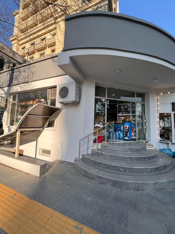 Satılır obyekt 176 m² — Əmlak, Bakı (6)
