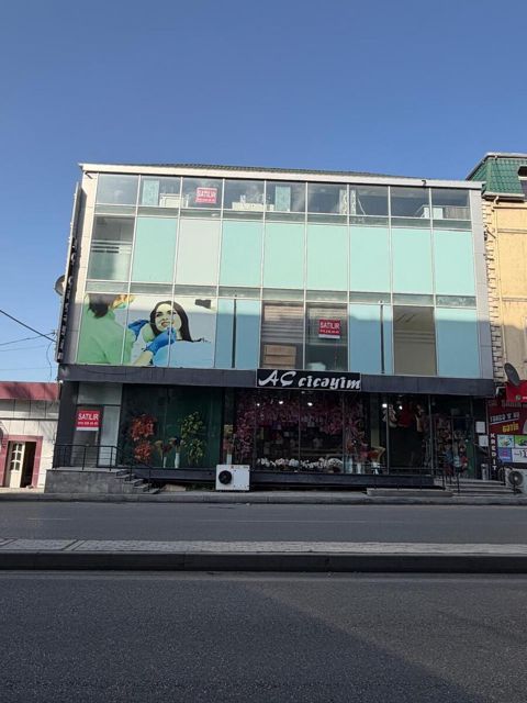 Satılır obyekt 500 m² — Xırdalan