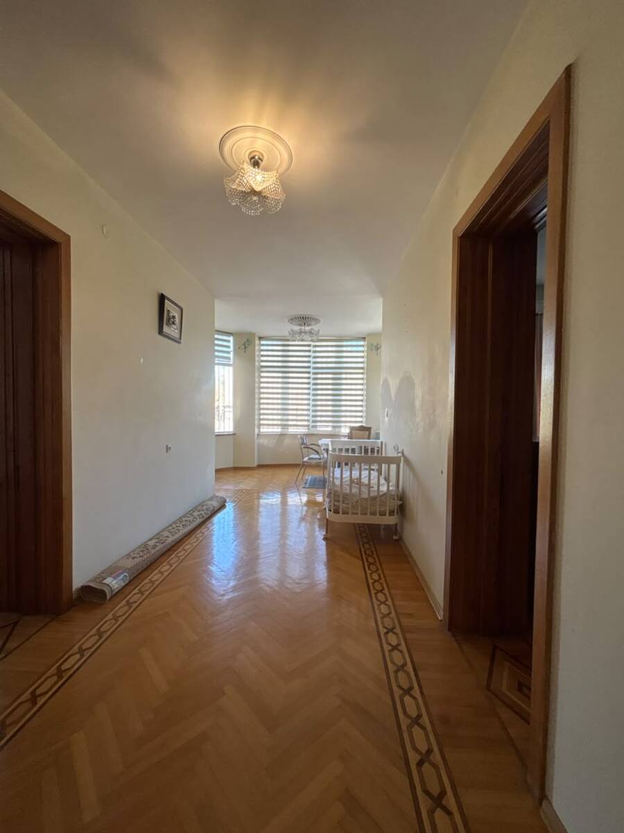 Satılır 8 otaqlı həyət evi/bağ evi 370 m² — Ev, villa, Bakı (11)