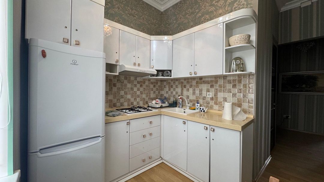 İcarəyə verilir 2 otaqlı köhnə tikili 70 m² — Mənzil, Bakı (12)