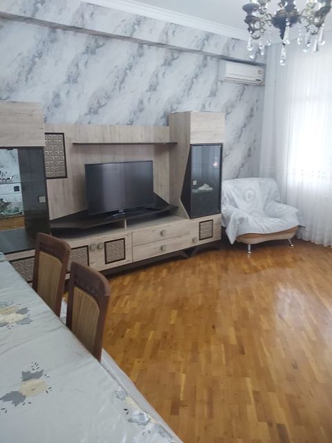 3-otaqlı yeni tikili kirayə verilir, M.Əcəmi m., 120 m² — 800 ₼ · Bakı · Mənzil 3-otaqlı yeni tikili kirayə verilir, M.Əcəmi m., 120 m² — Bakı
