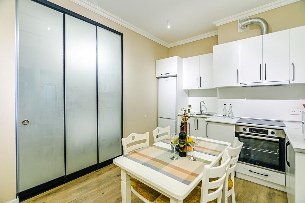 İcarəyə verilir 3 otaqlı yeni tikili 95 m² — Mənzil, Bakı (11)
