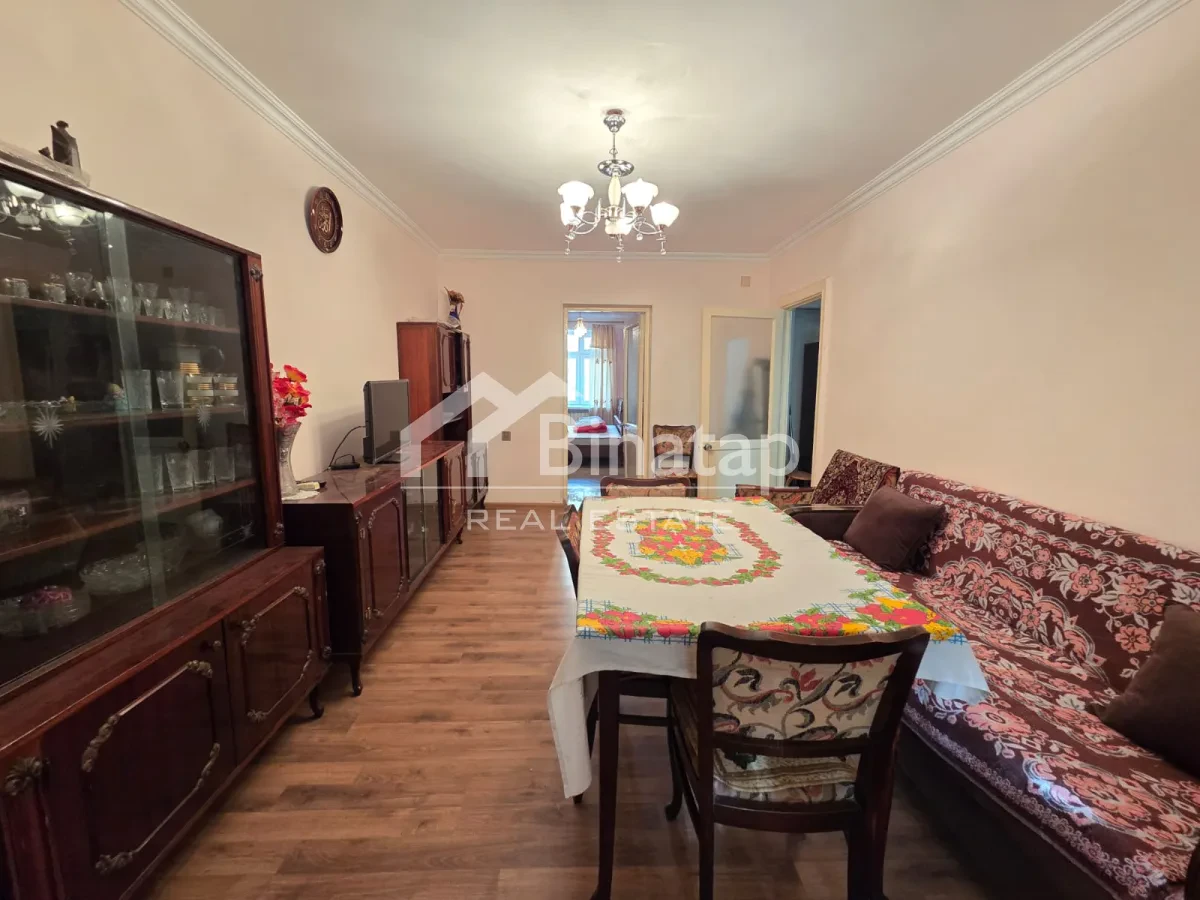 Satılır 2 otaqlı köhnə tikili 55 m², Nizami metrosu, Yasamal rayonu — Mənzil, Bakı (3)