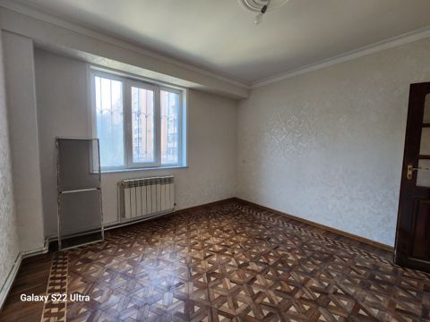 Satılır 2 otaqlı köhnə tikili 60 m² — Bakı