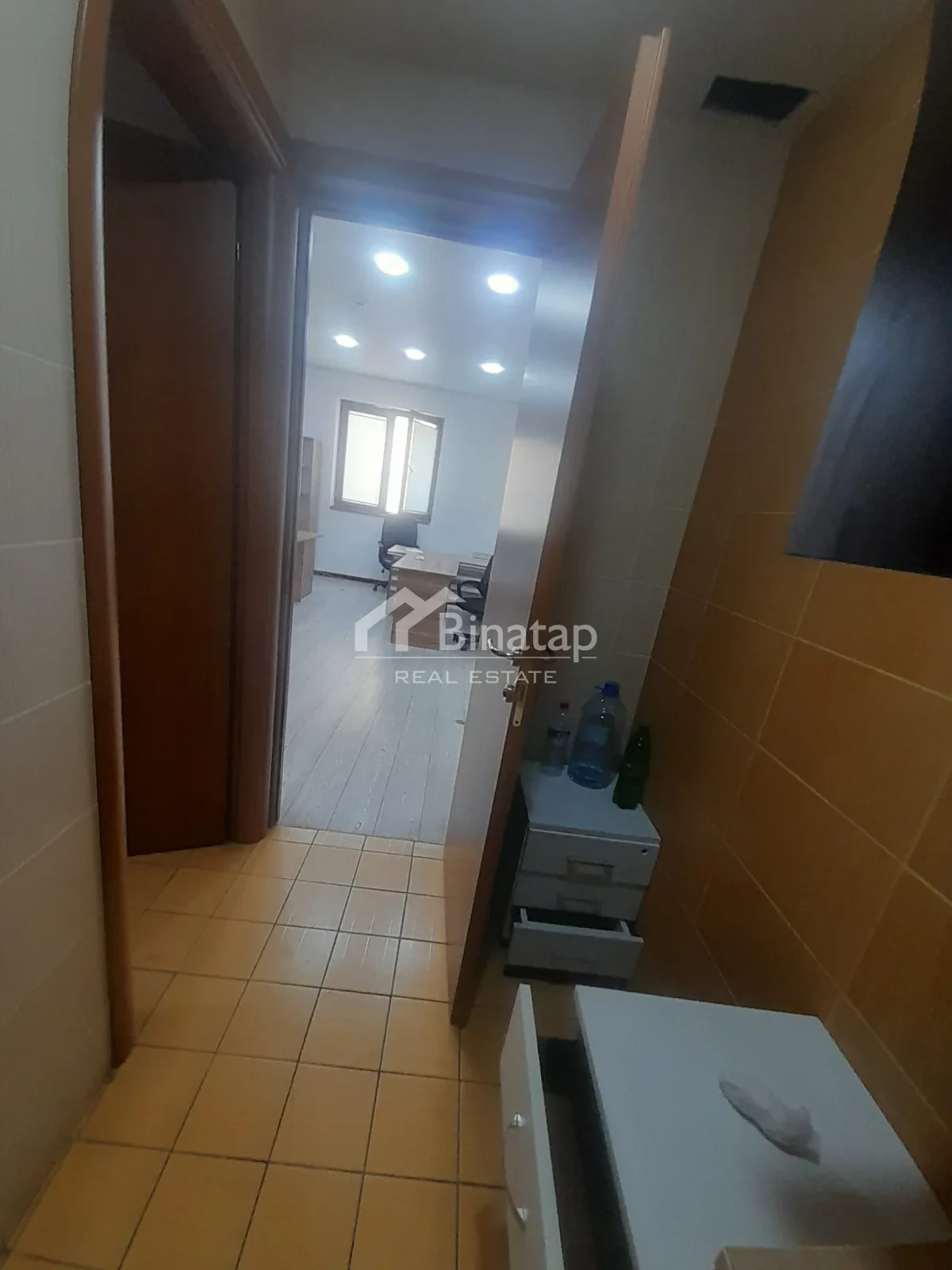 İcarəyə verilir 1 otaqlı ofis 30 m², Gənclik metrosu, Nərimanov rayonu — Ofis, Bakı (3)