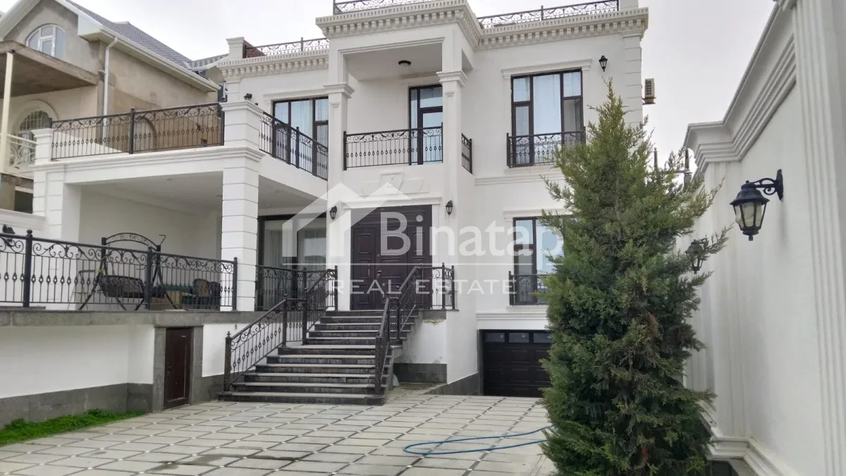 Satılır 5 otaqlı həyət evi / bağ evi 550 m², Badamdar qəsəbəsi, Səbail rayonu — Bakı