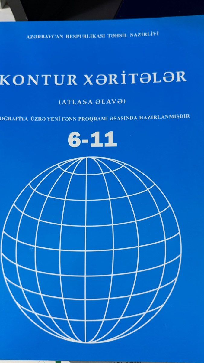 Dərsliklər — Məktəb və təhsil malları, Bakı (12)