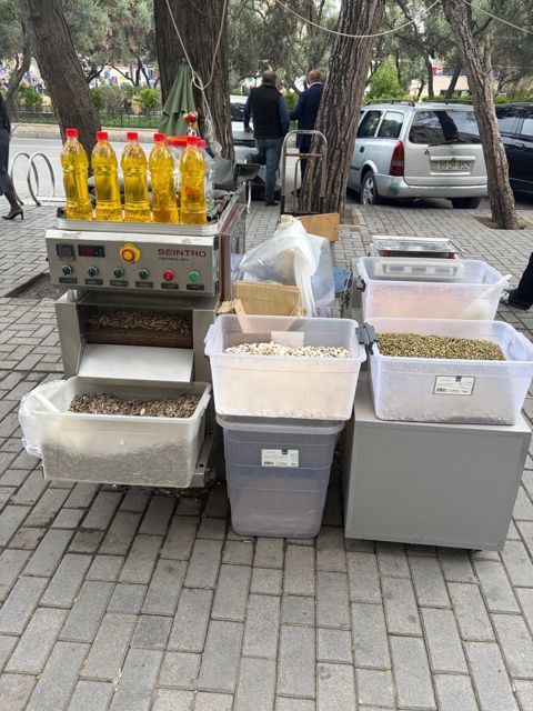 Obyekt, Neftçilər m — Bakı