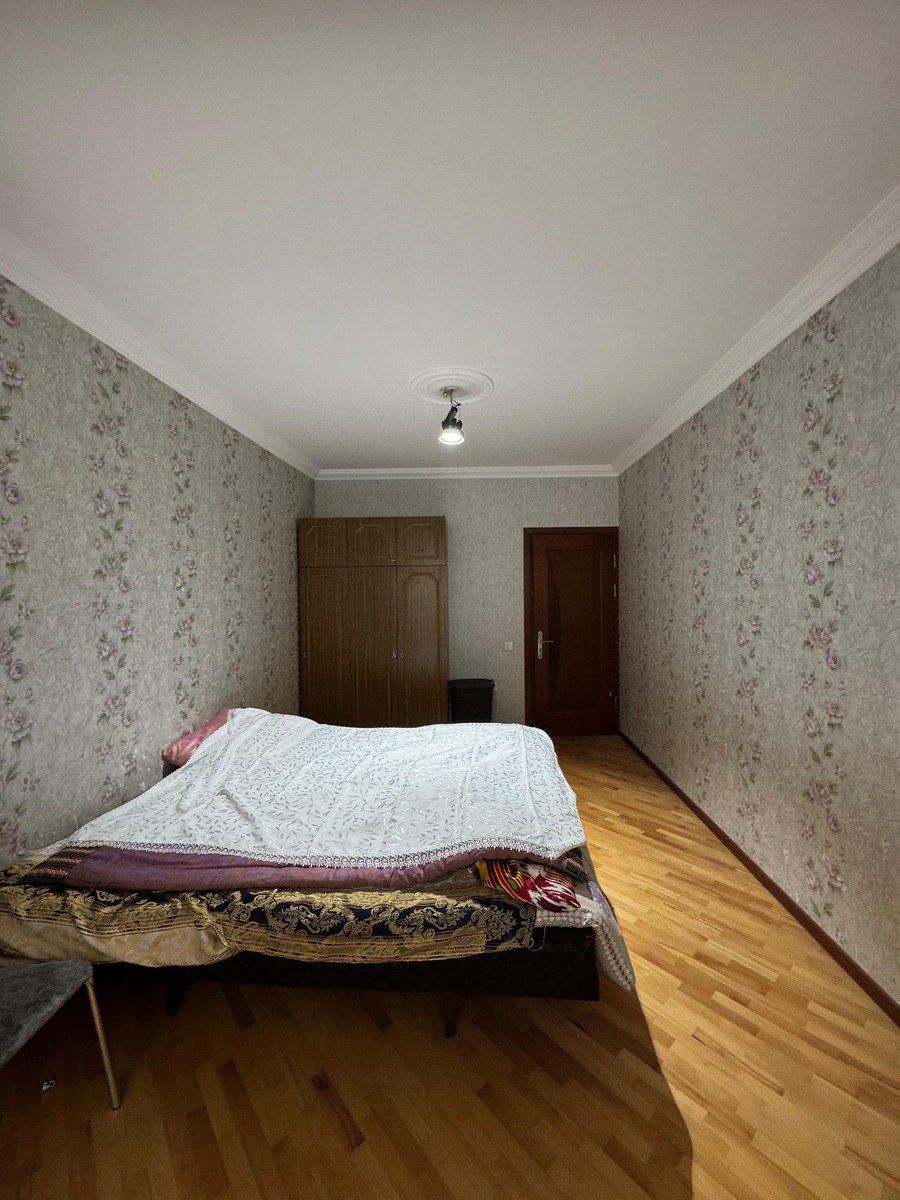 Satılır 4 otaqlı köhnə tikili 100 m² — Mənzil, Bakı (8)