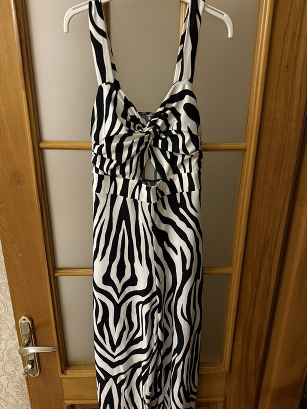 Zebra naxışlı uzun paltar - Rəng: qara-ağ zebra print - Model: uzun — Gündəlik paltarlar, Bakı (2)