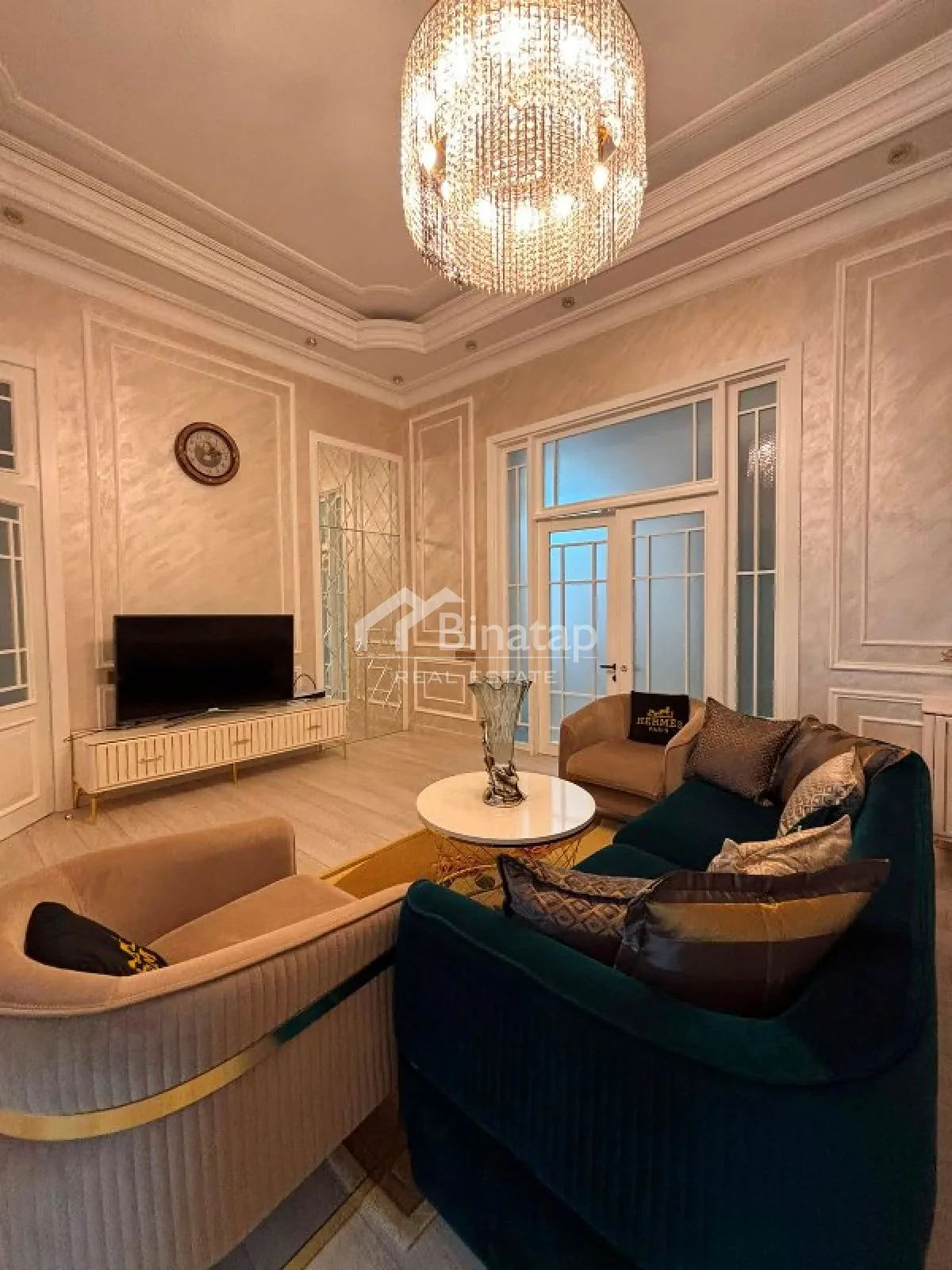 Satılır 3 otaqlı köhnə tikili 120 m², Sahil metrosu, Səbail rayonu — Mənzil, Bakı (2)