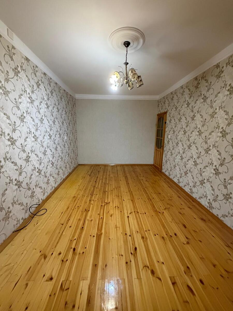 Satılır 4 otaqlı köhnə tikili 110 m² — Mənzil, Bakı (5)
