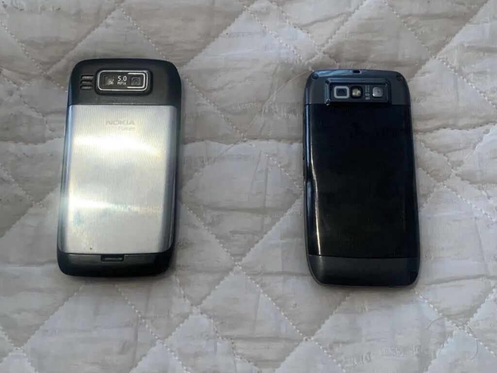 Nokia E‑seriyası qwerty klaviaturalı 2 telefon dəsti Model — Digər planşetlər, Bakı (2)