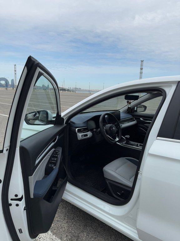 Geely Emgrand, 1.5 L, 2023 il, 75 000 km 77-LM-435 — Avtomobillər, Bakı (7)