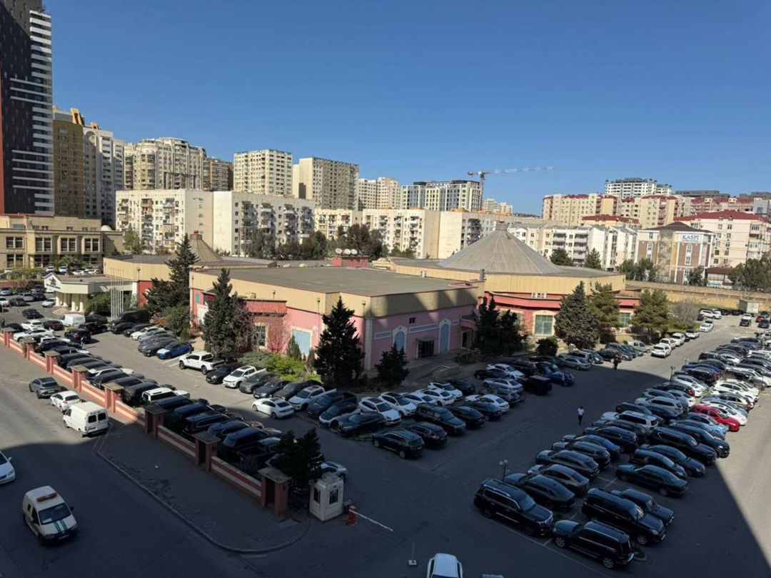 Satılır 4 otaqlı yeni tikili 192 m² — Mənzil, Bakı (12)
