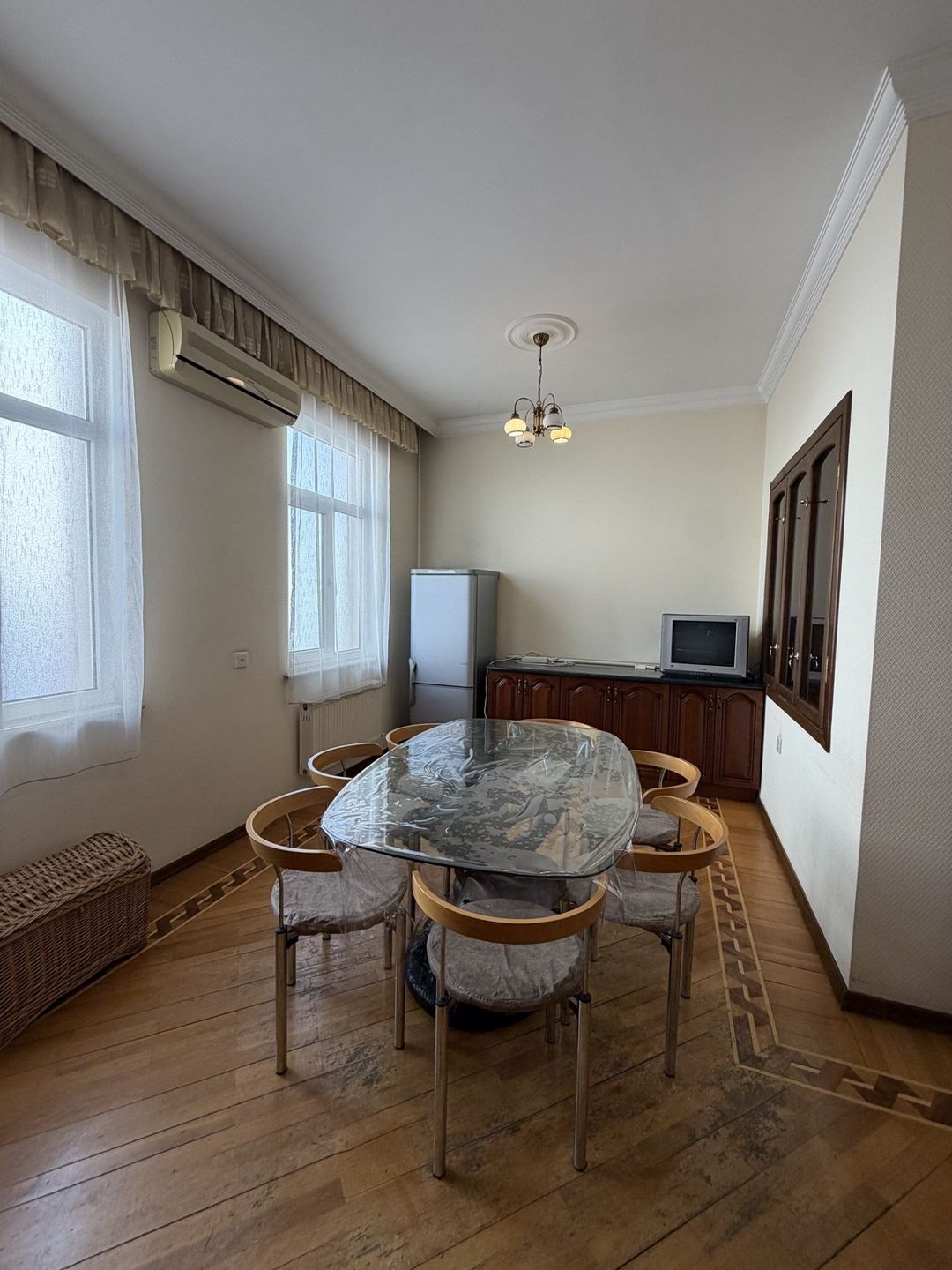 İcarəyə verilir 4 otaqlı yeni tikili 160 m² — Mənzil, Bakı (11)