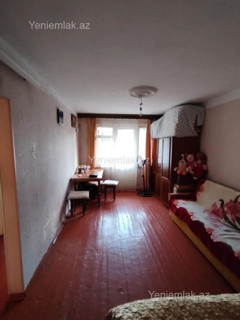 Satılır 1 otaqlı Bina evi menzil (Köhnə tikili), 32 m², 2-ci mikrorayon — Sumqayıt