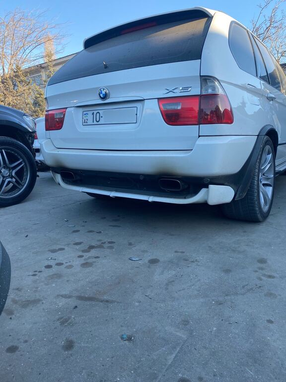 "BMW X5" arxa lipi — Ehtiyat hissələri və aksesuarlar, Bakı (2)