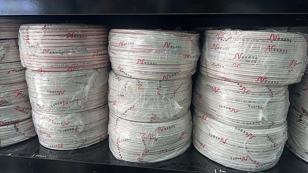 Kabel və naqillər — Təmir və inşaat, Bakı (3)