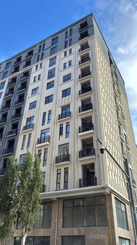 Satılır 4 otaqlı yeni tikili 185 m² — Bakı