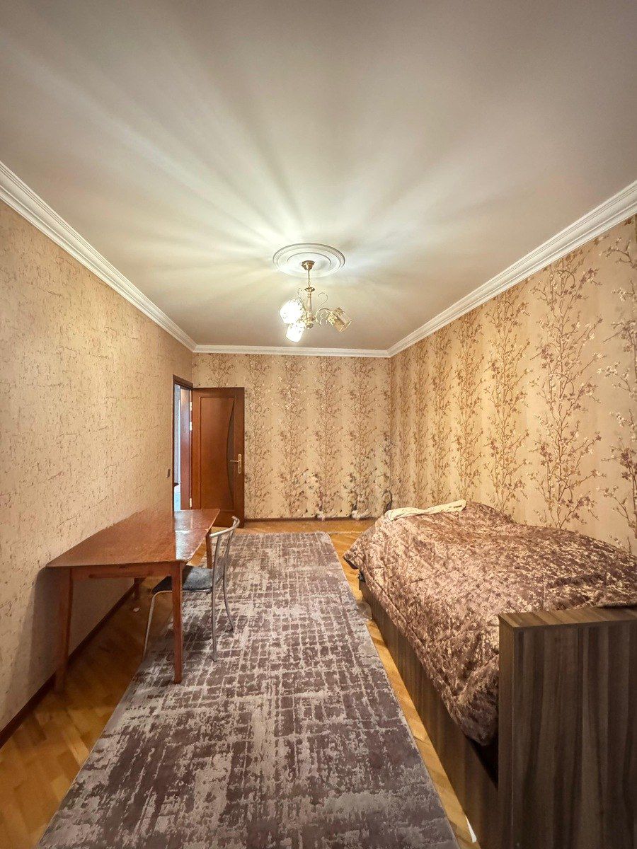Satılır 4 otaqlı köhnə tikili 100 m² — Mənzil, Bakı (7)