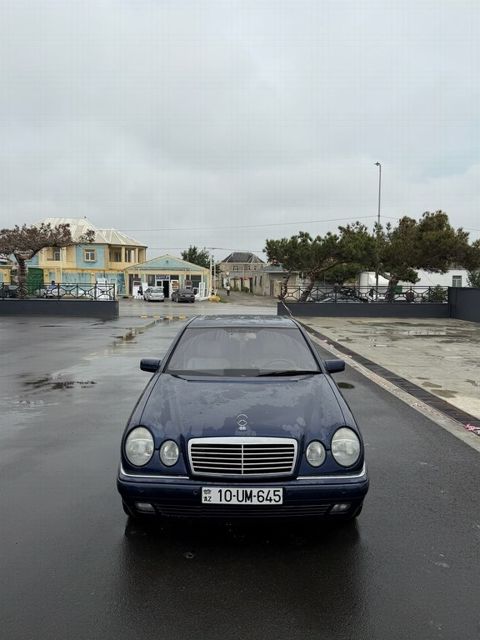 Mercedes E 230, 2.3 L, 1996 il, 420 000 km — Bakı