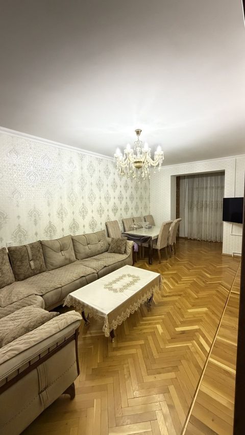 Satılır 3 otaqlı köhnə tikili 66.5 m² — Bakı