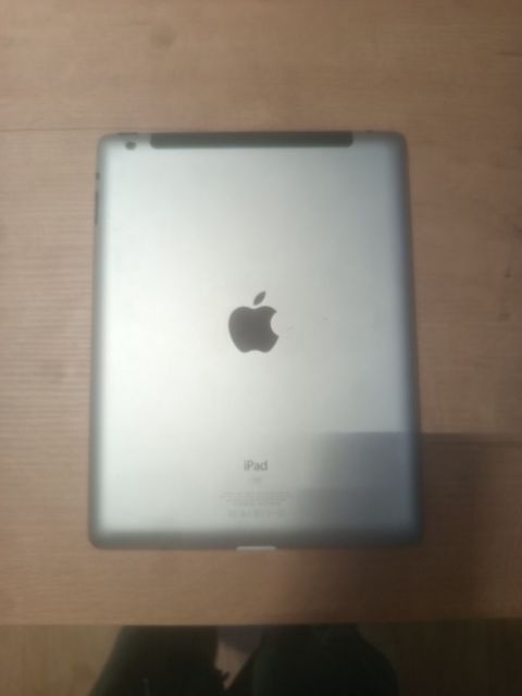 Apple iPad 2, 32GB — Bakı