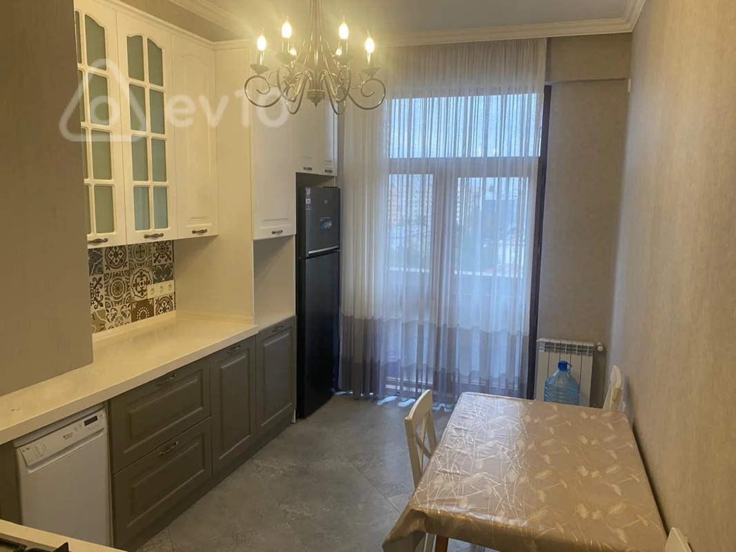2 otaqlı mənzil, 76 m², Bakı şəhəri, Kamil Balakișiyev 38 — kirayə — Mənzil, Bakı (2)