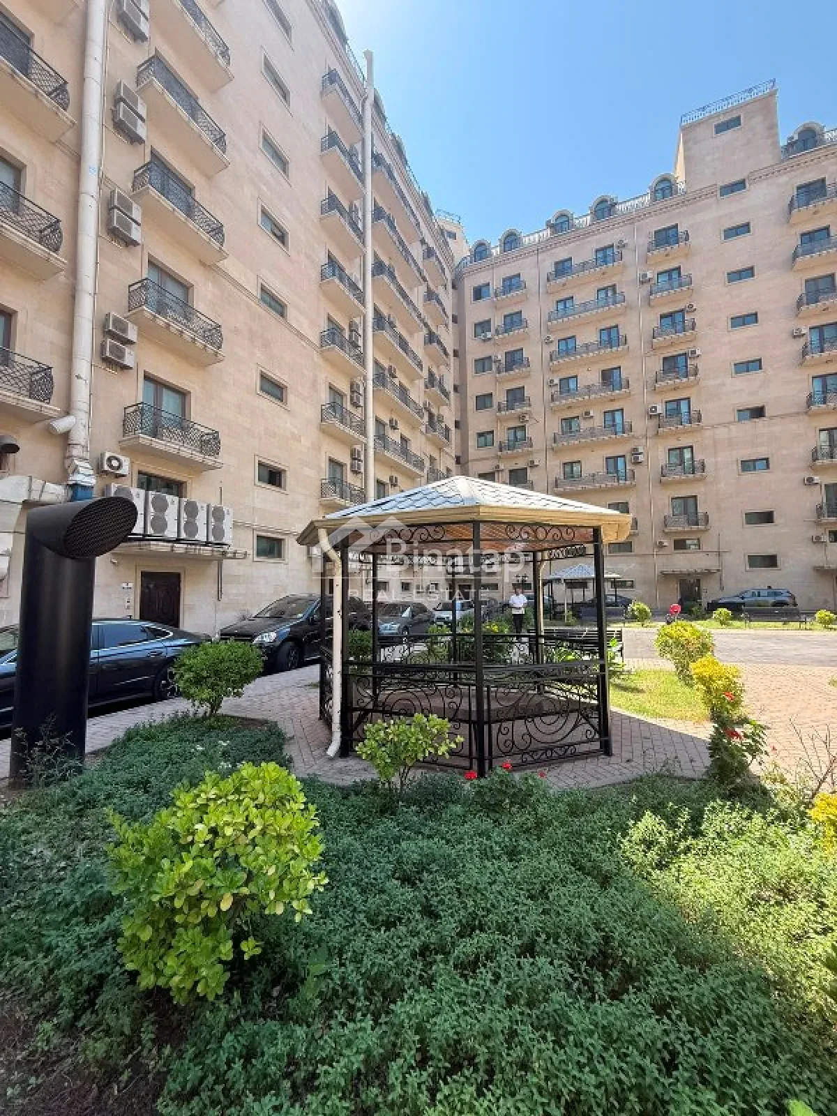 Satılır 4 otaqlı yeni tikili 270 m², 28 May metrosu, Nəsimi rayonu — Bakı