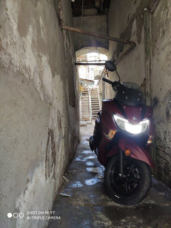 Suzuki Burgman, 125 sm3, 2020 il, 93 500 km — Mopedlər və skuterlər, Bakı (10)
